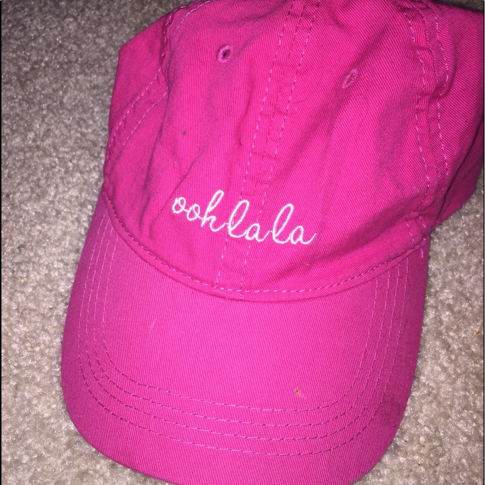 Super cute hat!!
